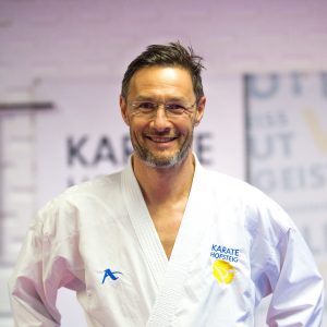 KARATE HOFSTEIG Trainer Kata Kumite Gerhard Grafoner