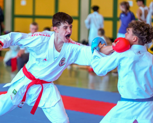 Intensive Kumite und Kata Wettkämpfe von Karate Hofsteig bei der Landesmeisterschaft 2026 in Lauterach mit schnellen Angriffen und präzisen Bewegungen